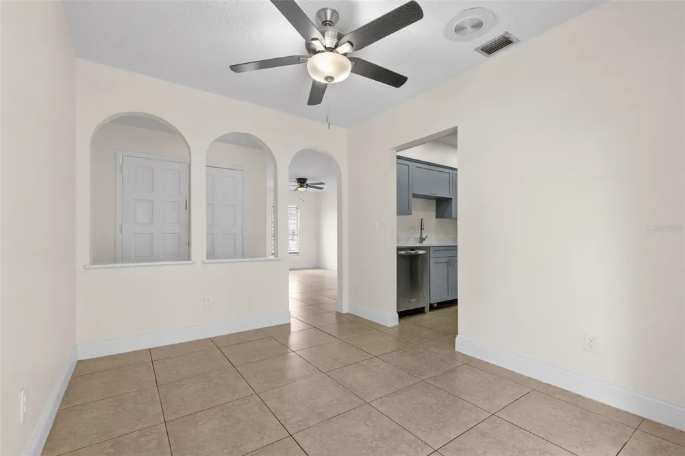 7516 ARMAND CIRCLE Tampa, FL 33634
