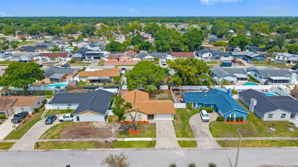 7516 ARMAND CIRCLE Tampa, FL 33634