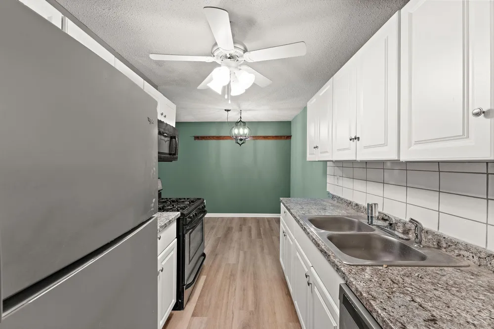 4207 Lakeside Avenue #134 Brooklyn Center, MN 55429