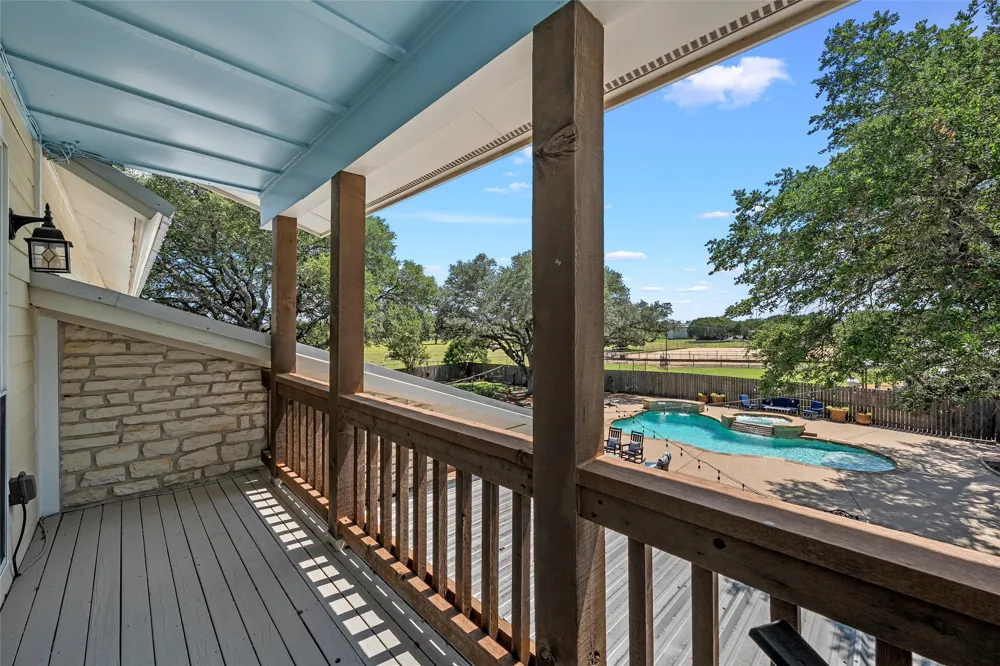 1010 Chapman Road Crawford, TX 76638