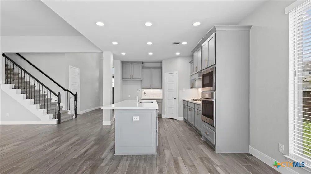6501 Crockett Cove Cibolo, TX 78108