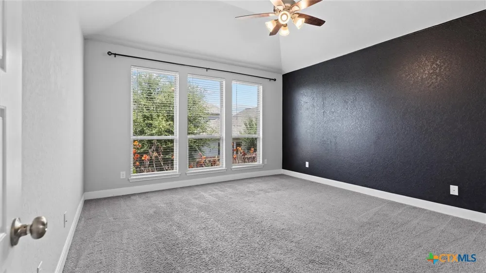 6501 Crockett Cove Cibolo, TX 78108