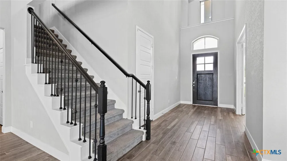 6501 Crockett Cove Cibolo, TX 78108