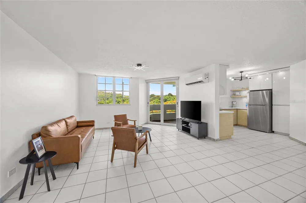 VIA PEDREGAL COND MONTECILLO COURT VIA PEDREGAL APT #4808 #48 Trujillo Alto, PR 00976