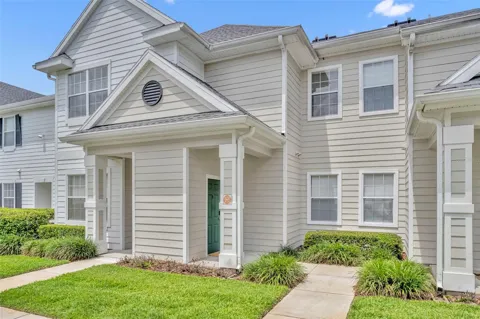 200 SOUTHERN PECAN CIRCLE #206