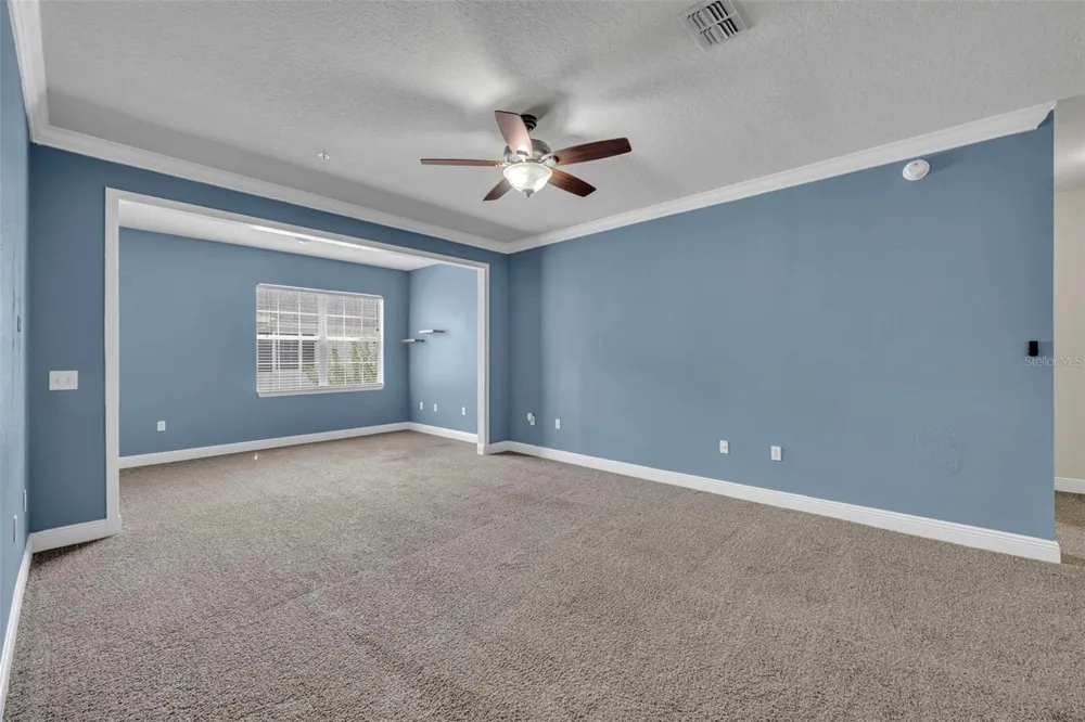 200 SOUTHERN PECAN CIRCLE #206 Winter Garden, FL 34787