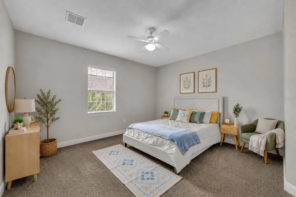 200 SOUTHERN PECAN CIRCLE #206 Winter Garden, FL 34787