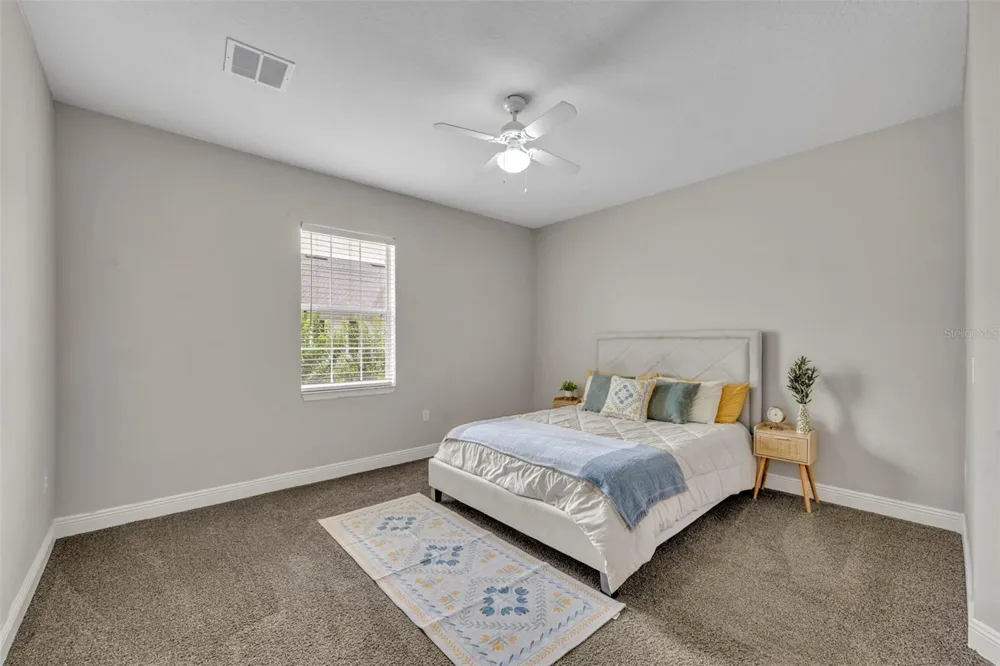 200 SOUTHERN PECAN CIRCLE #206 Winter Garden, FL 34787
