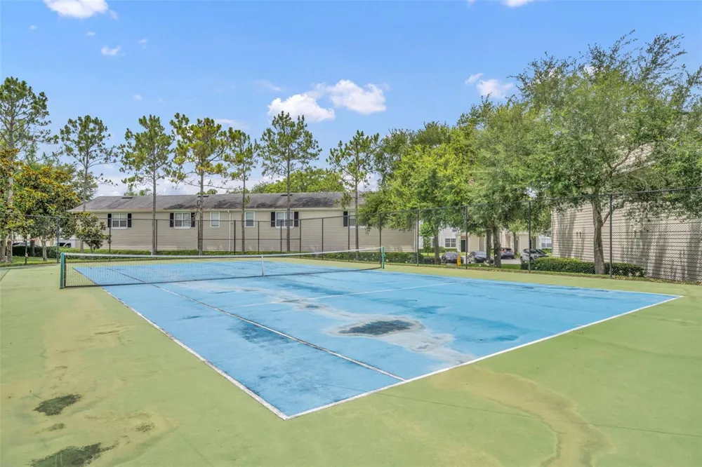 200 SOUTHERN PECAN CIRCLE #206 Winter Garden, FL 34787