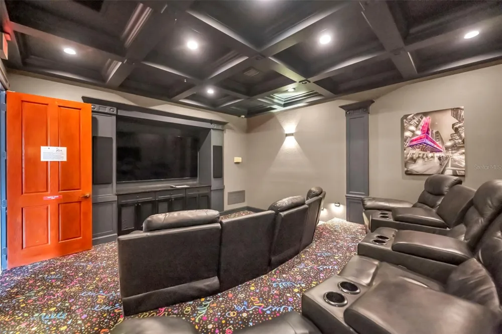 200 SOUTHERN PECAN CIRCLE #206 Winter Garden, FL 34787