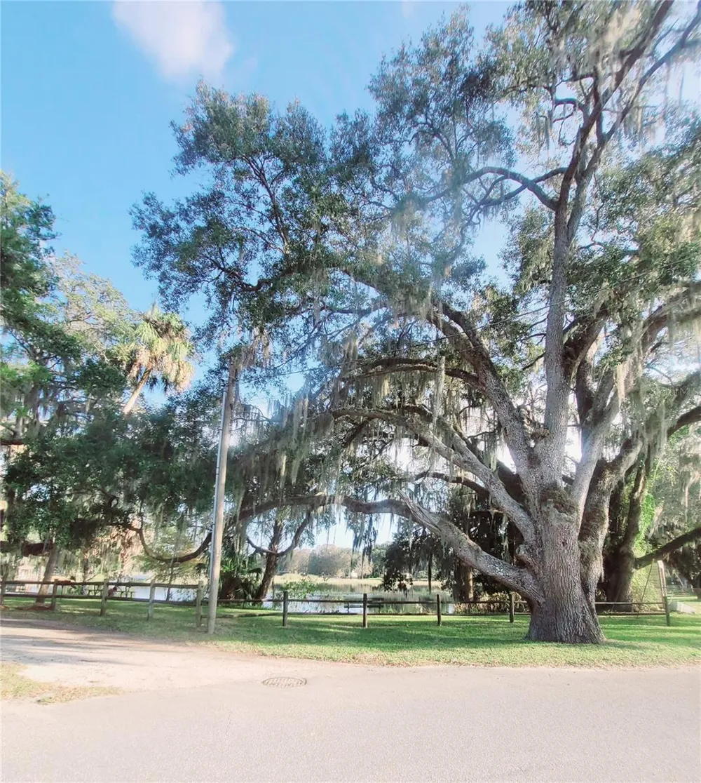 410 LANDING BOULEVARD #1 Inverness, FL 34450