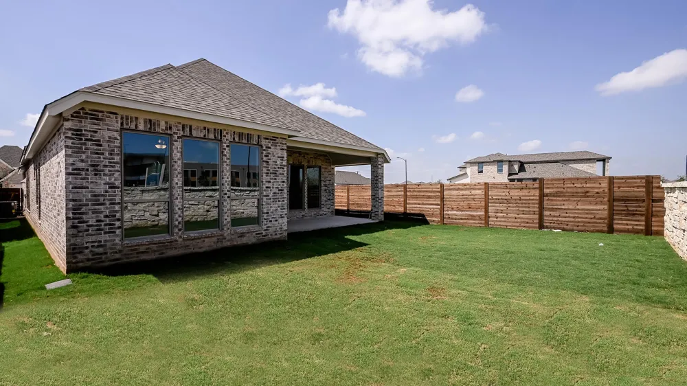 3925 Wishing Well Drive Lockhart, TX 78644