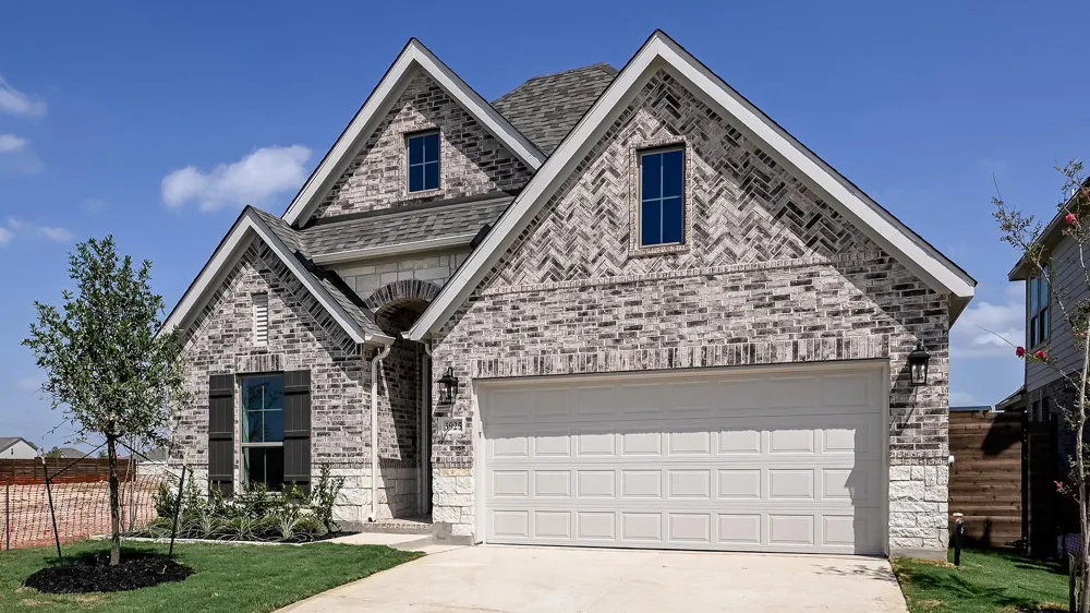 3925 Wishing Well Drive Lockhart, TX 78644