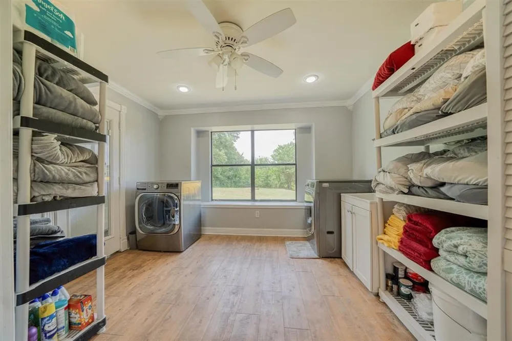 1936 B Silver Maple Road Big Sandy, TX 75755