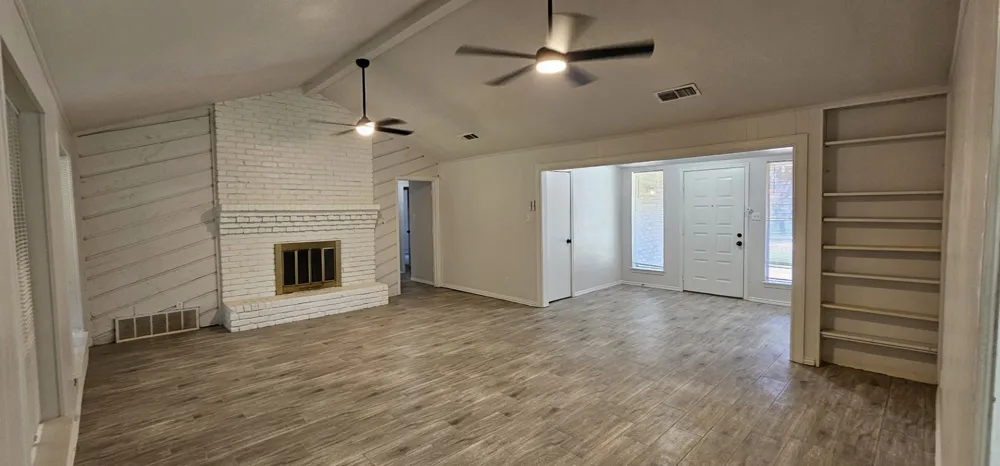 1204 Laurie Avenue DeSoto, TX 75115