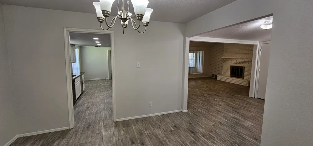 1204 Laurie Avenue DeSoto, TX 75115