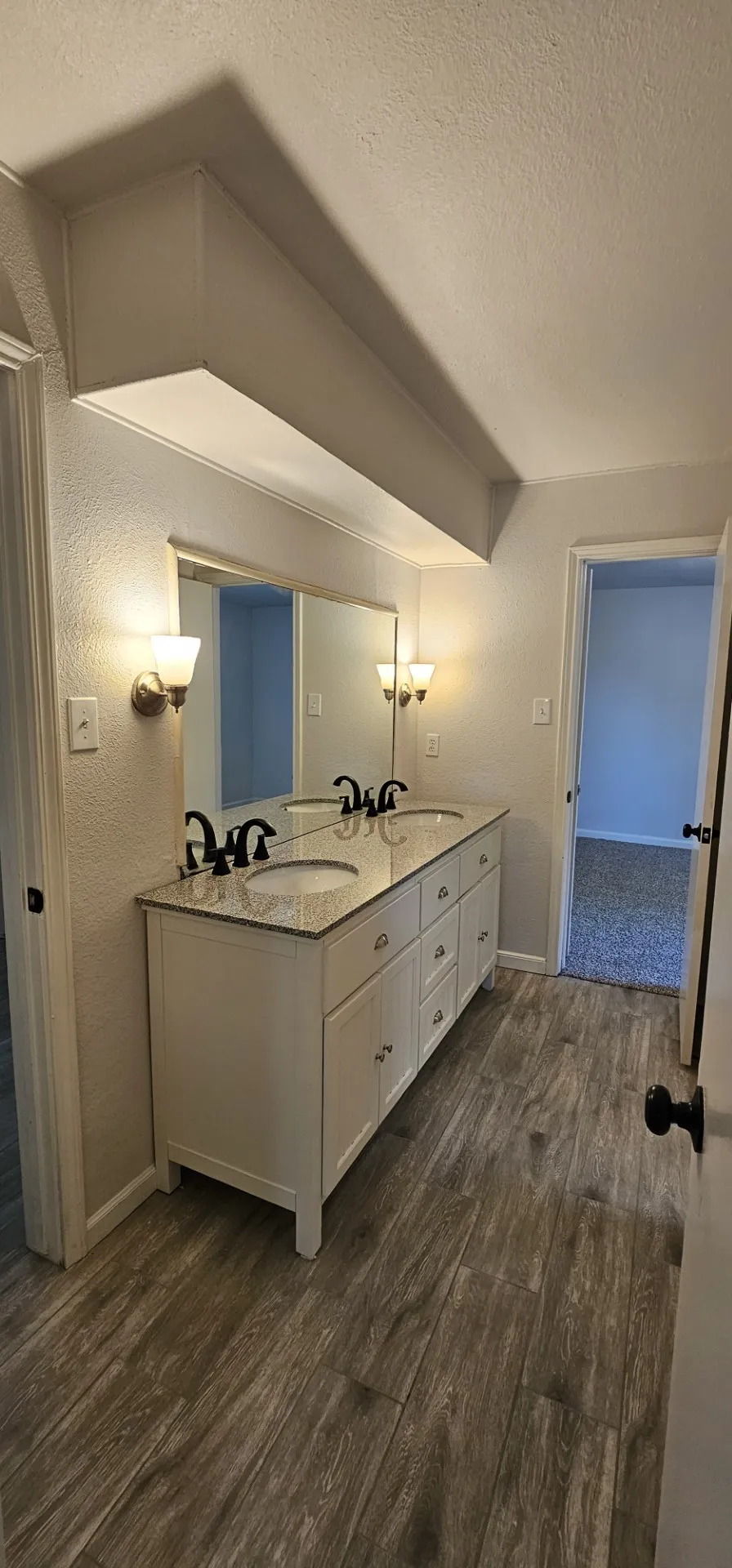 1204 Laurie Avenue DeSoto, TX 75115
