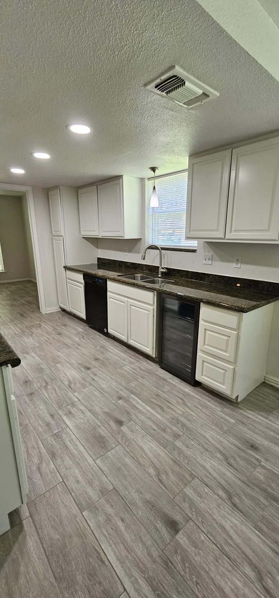 1204 Laurie Avenue DeSoto, TX 75115