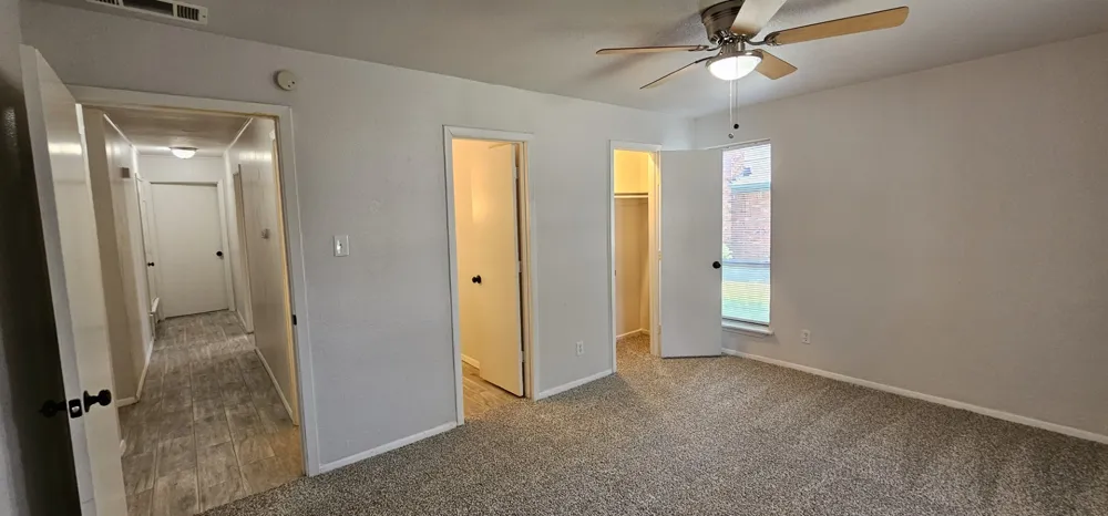 1204 Laurie Avenue DeSoto, TX 75115