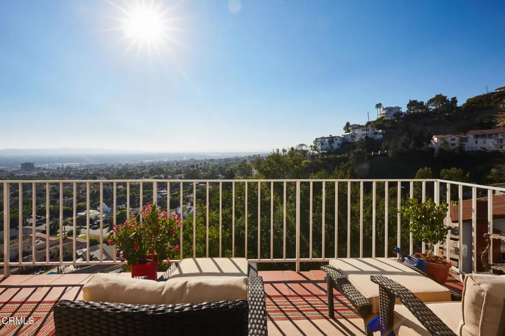 1234 E Tujunga Avenue Burbank, CA 91501