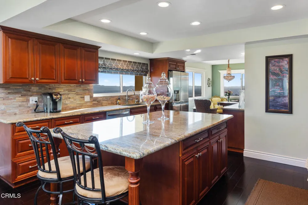 1234 E Tujunga Avenue Burbank, CA 91501