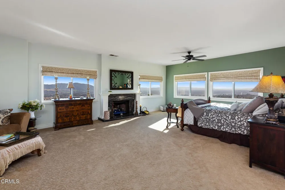 1234 E Tujunga Avenue Burbank, CA 91501