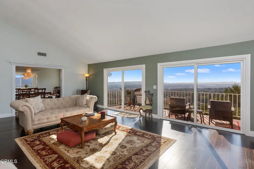 1234 E Tujunga Avenue Burbank, CA 91501