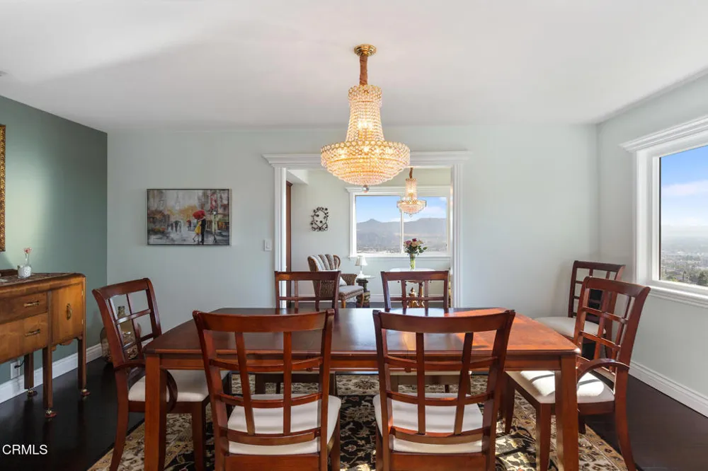1234 E Tujunga Avenue Burbank, CA 91501