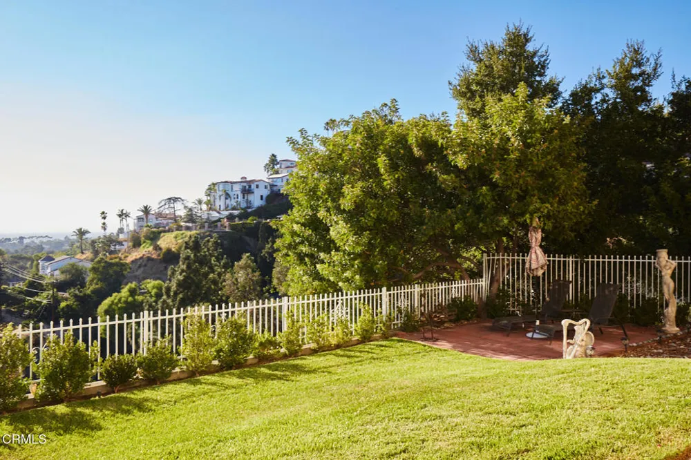 1234 E Tujunga Avenue Burbank, CA 91501