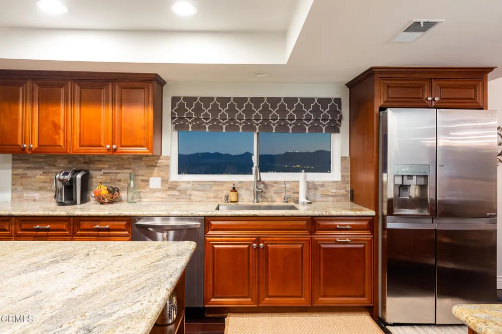 1234 E Tujunga Avenue Burbank, CA 91501