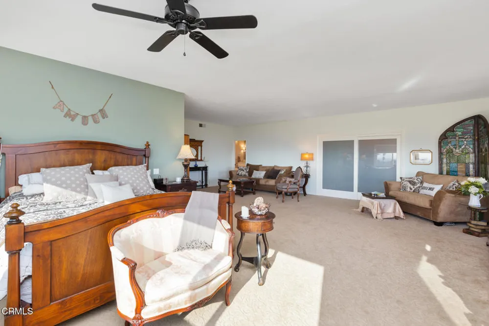 1234 E Tujunga Avenue Burbank, CA 91501