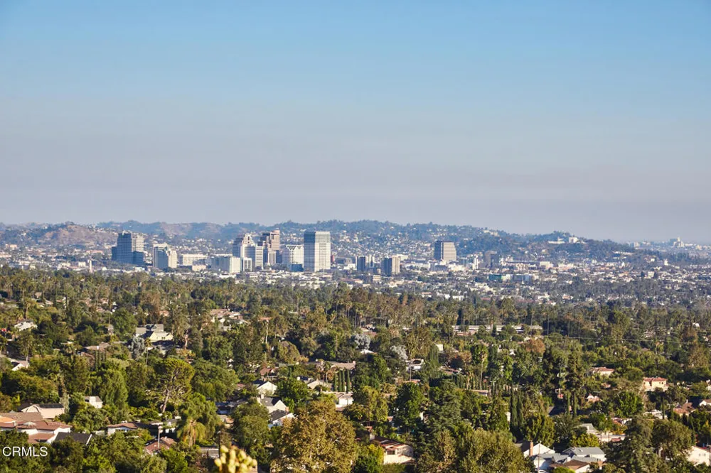1234 E Tujunga Avenue Burbank, CA 91501