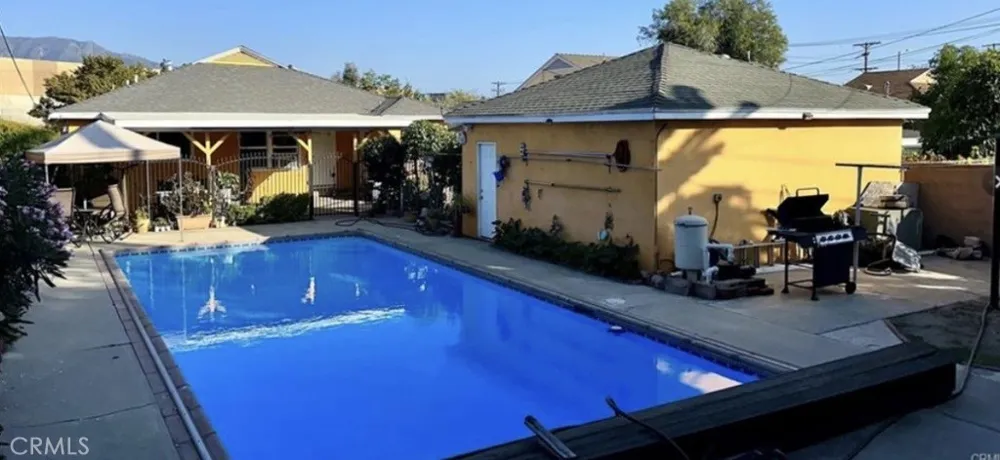 7517 Ontario Street Sun Valley, CA 91504