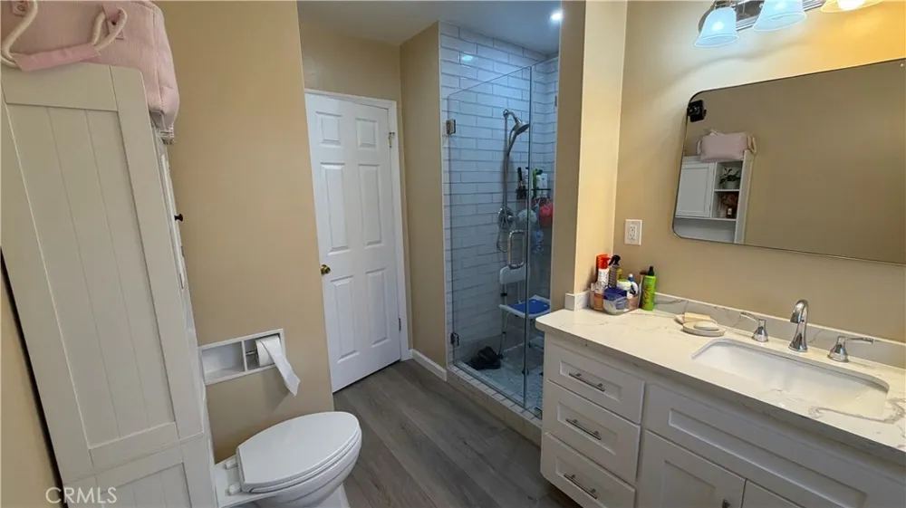 7517 Ontario Street Sun Valley, CA 91504
