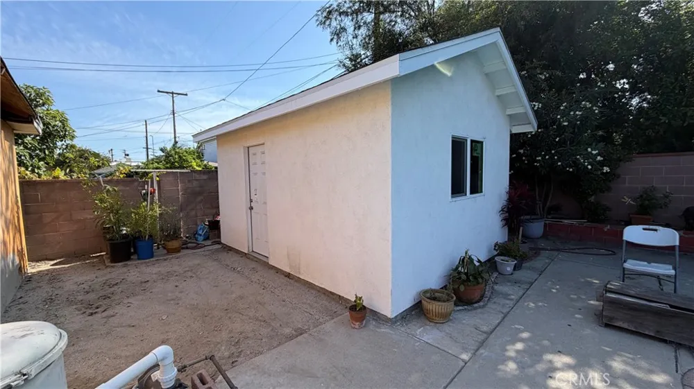 7517 Ontario Street Sun Valley, CA 91504