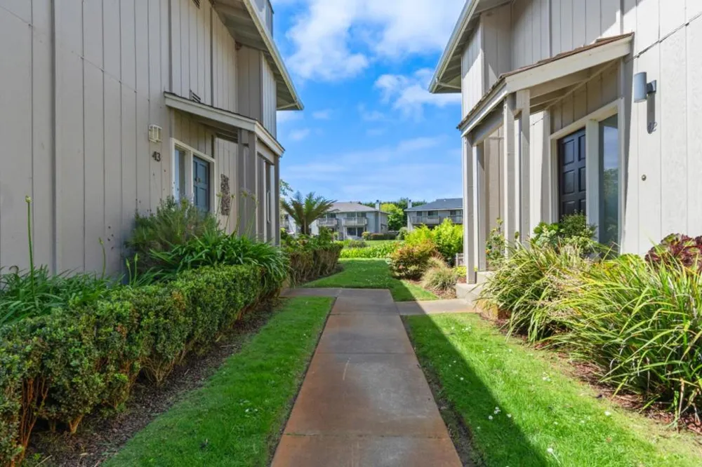 3850 Rio Road #42 Carmel, CA 93923