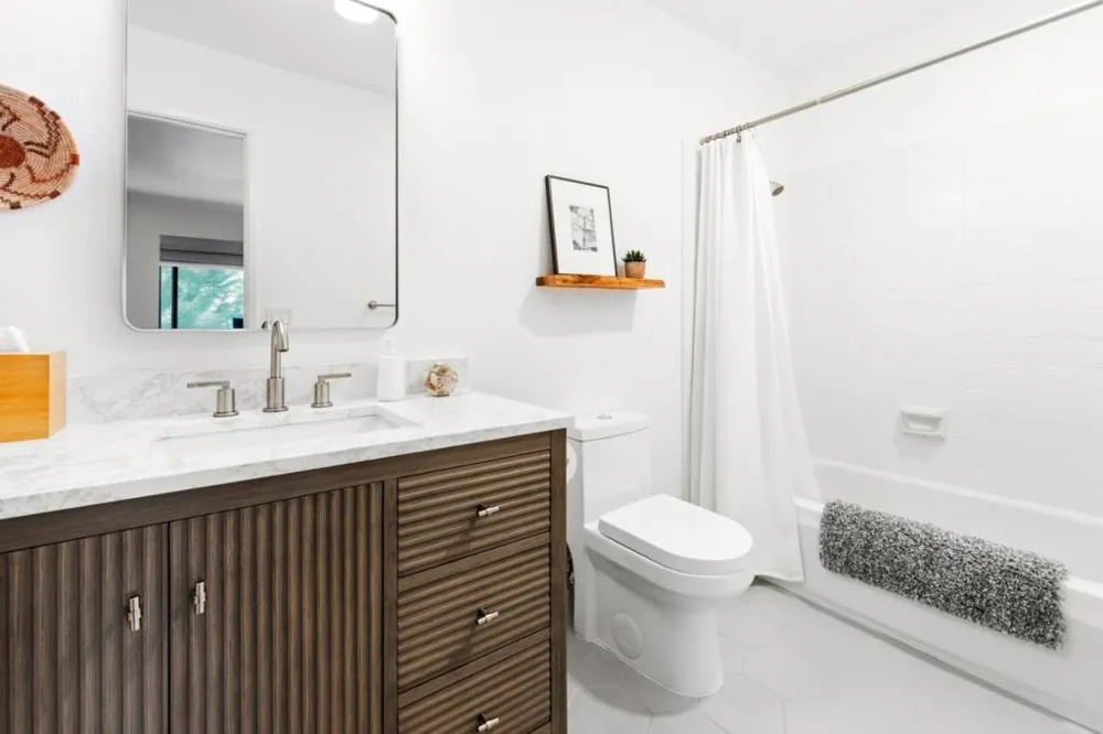 3850 Rio Road #42 Carmel, CA 93923