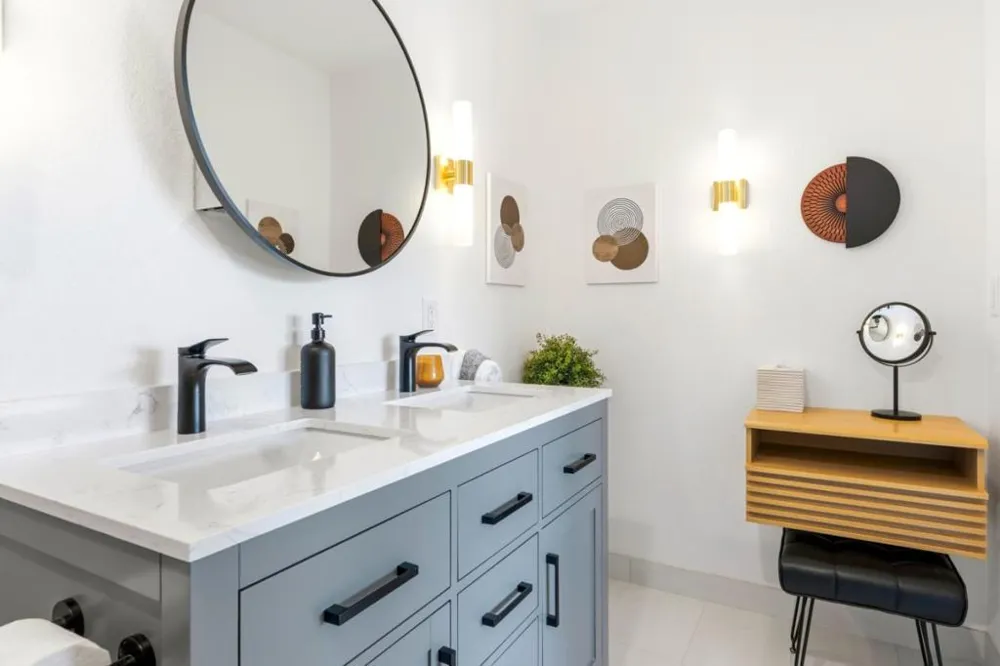 3850 Rio Road #42 Carmel, CA 93923