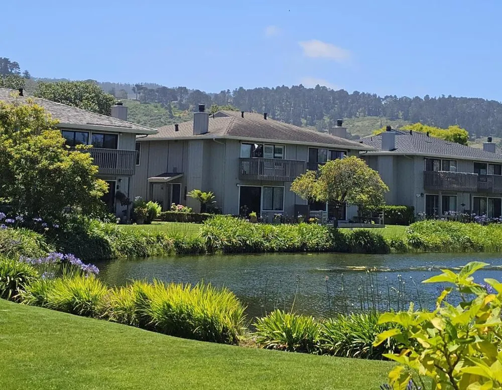 3850 Rio Road #42 Carmel, CA 93923