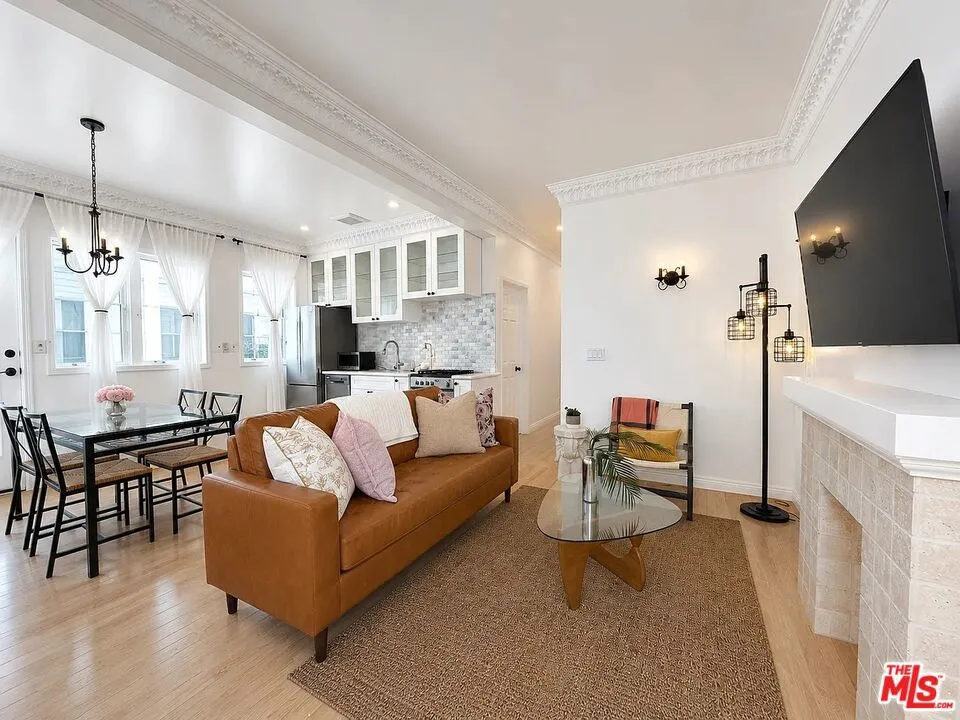 1111 21st Street #1 Santa Monica, CA 90403