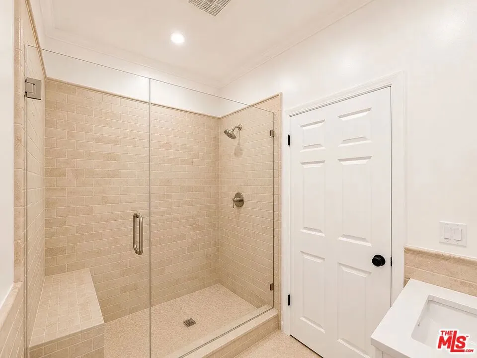 1111 21st Street #1 Santa Monica, CA 90403