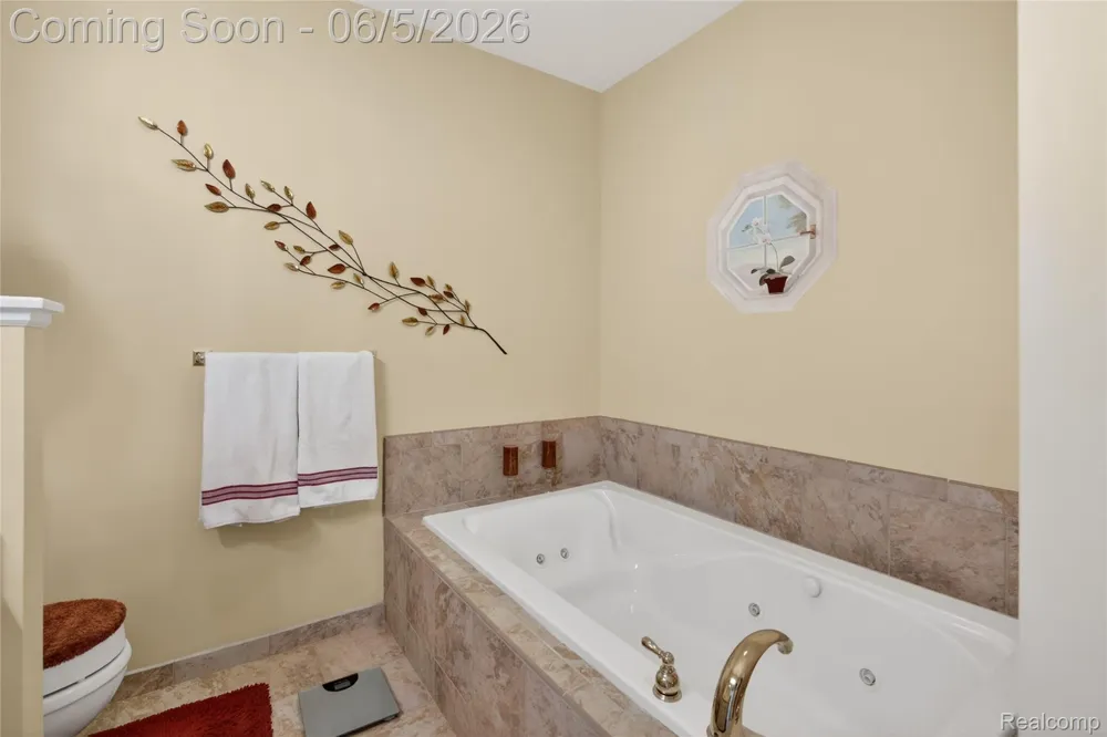 2443 Crossings Circle Davison Township, MI 48423