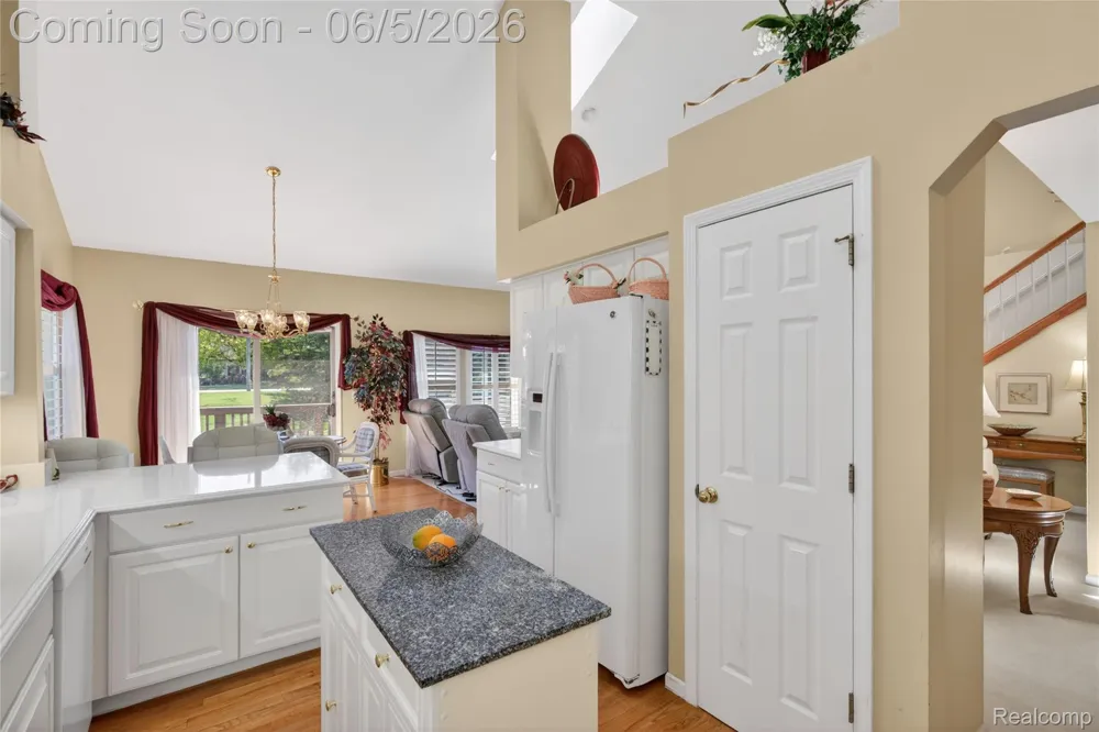 2443 Crossings Circle Davison Township, MI 48423