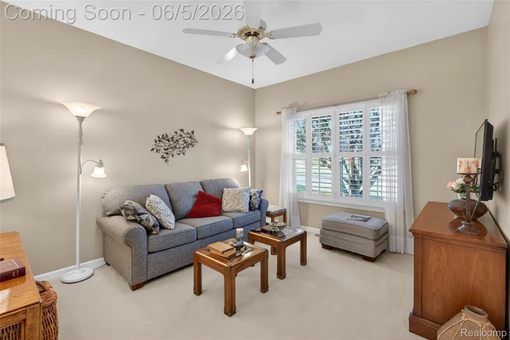 2443 Crossings Circle Davison Township, MI 48423