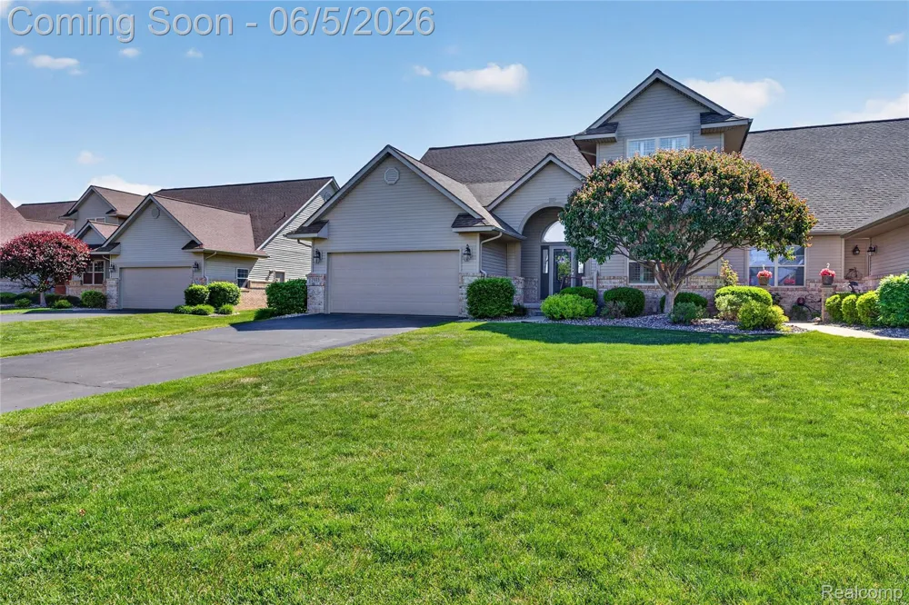 2443 Crossings Circle Davison Township, MI 48423