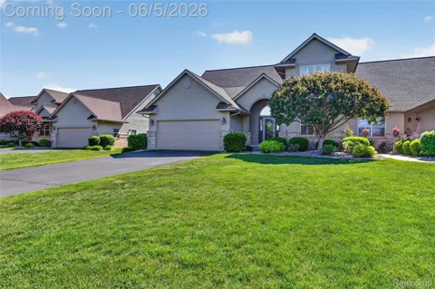 2443 Crossings Circle