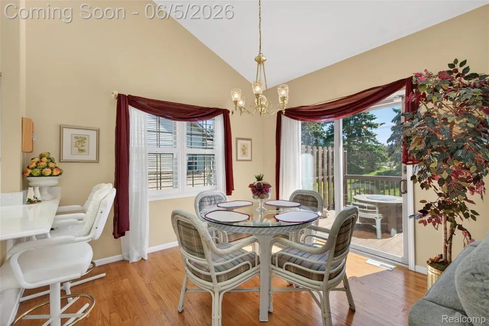 2443 Crossings Circle Davison Township, MI 48423