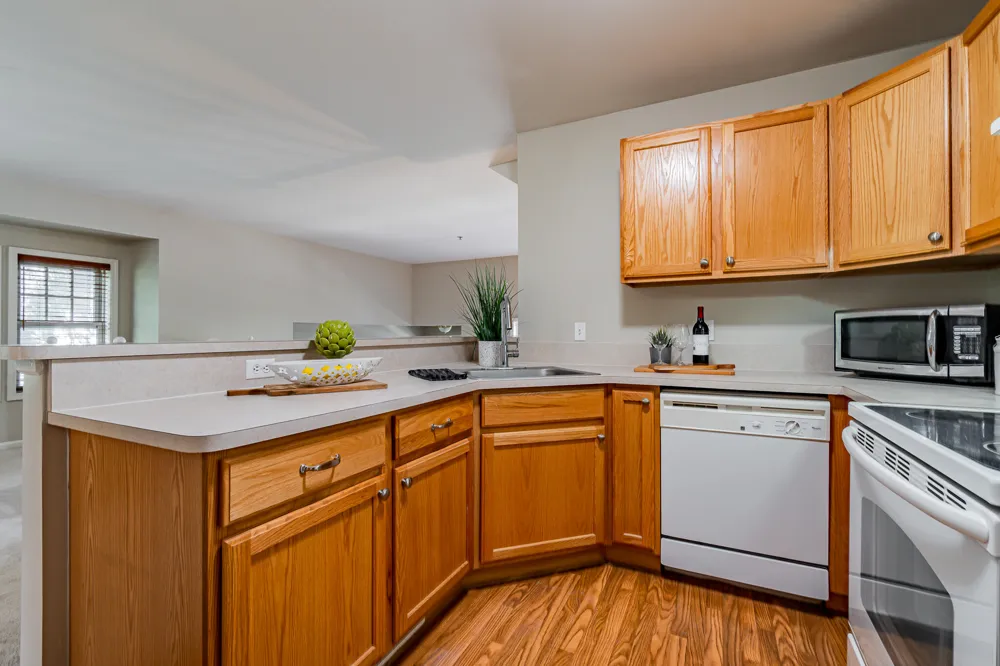 50147 Harding Street Canton, MI 48188