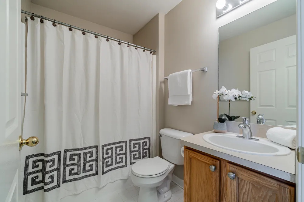 50147 Harding Street Canton, MI 48188