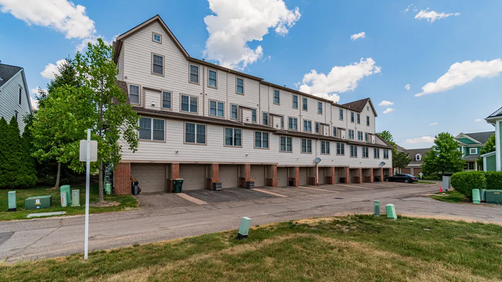 50147 Harding Street Canton, MI 48188